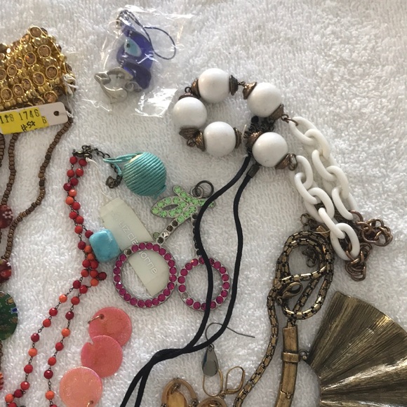 CRAFTERS Jewelry Bundle - Picture 3 of 7